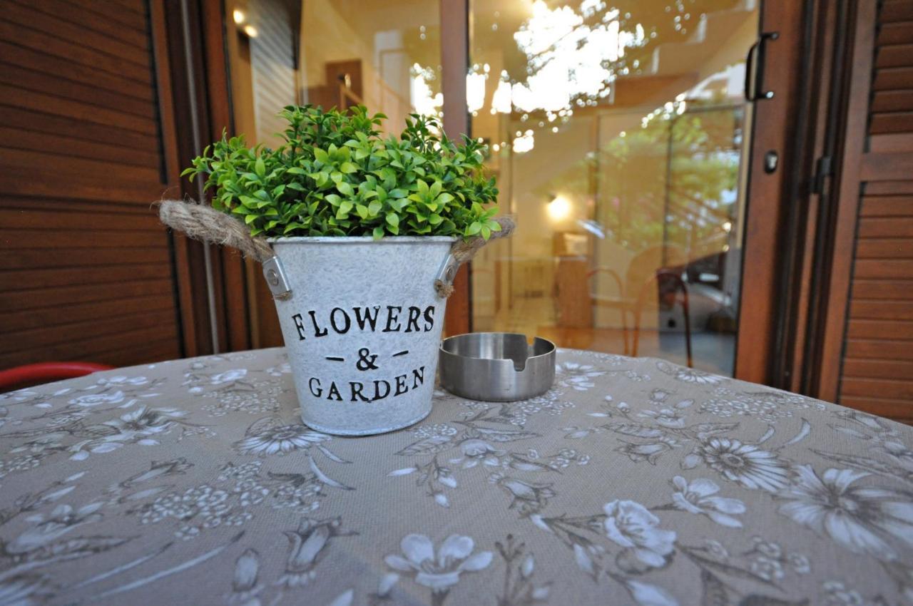 Ferienwohnung Little Paradise Budva Exterior foto
